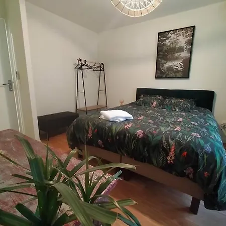 Maison Et Parking Privé Proche Zénith Et Volcans. Casa vacanze Le Cendre