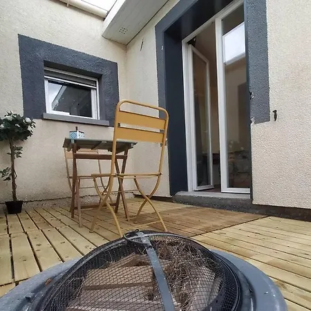 Ferienhaus Maison Et Parking Prive Proche Zenith Et Volcans.